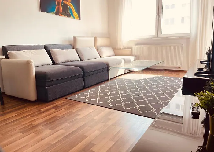 After Eight * Pressburg