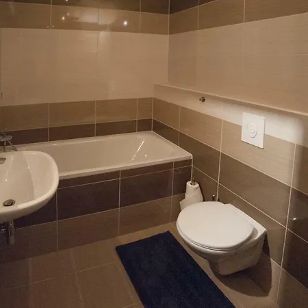 After Eight * Μπρατισλάβα